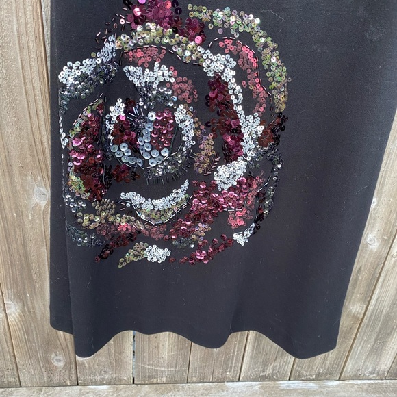 Fine Knit Dress with Sequined Asian Adornment - Picture 2 of 5